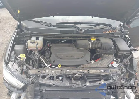 2021 Chrysler Pacifica Touring L z USA, uszkodzony, nr VIN 2C4RC1BG1MR593796